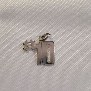 #10 pendant